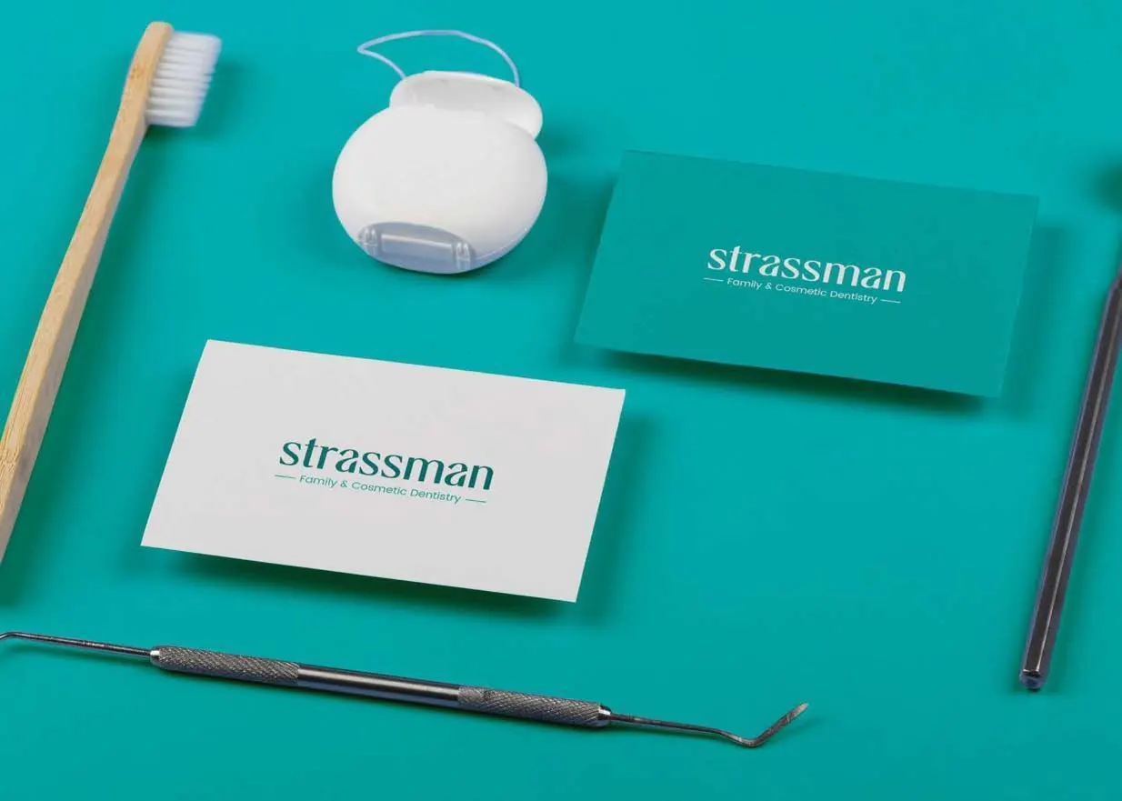Strassman Dentistry: identity by Moon Ads